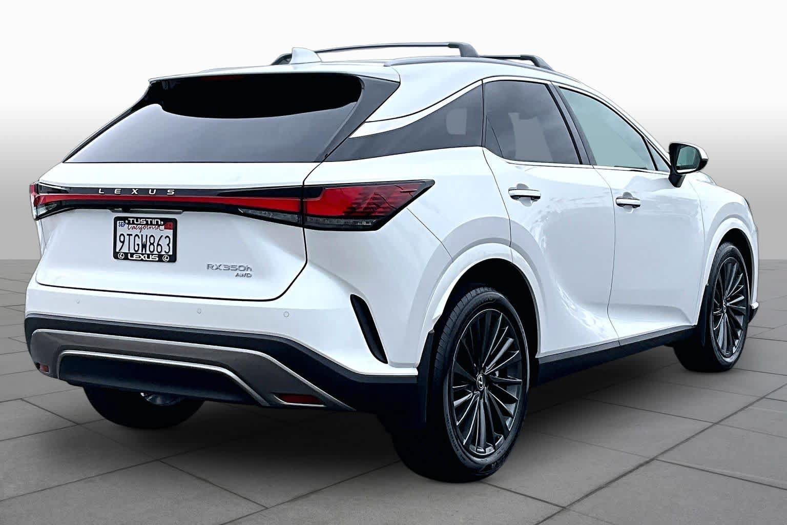 Used 2025 Lexus RX 350h w/ Convenience Package AWD/4WD image 13