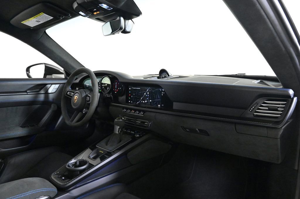 Certified 2022 Porsche 911 GT3 image 17