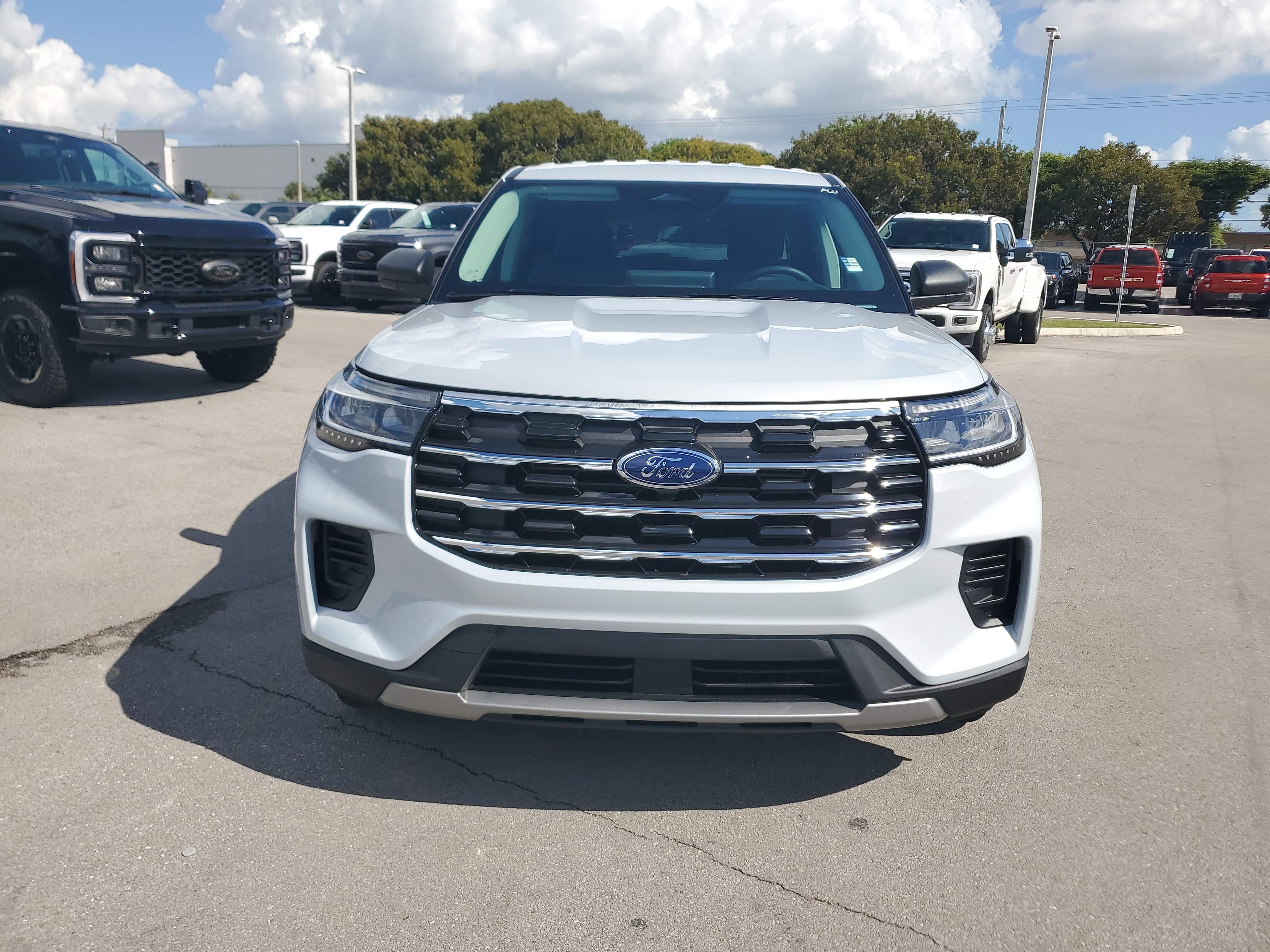 Used 2026 Ford Explorer Active video 2