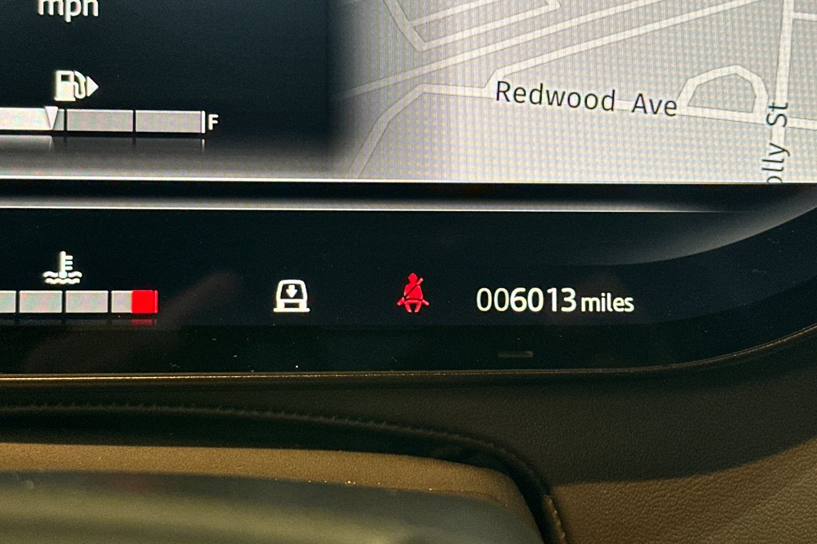 Used 2025 Land Rover Range Rover SV image 30