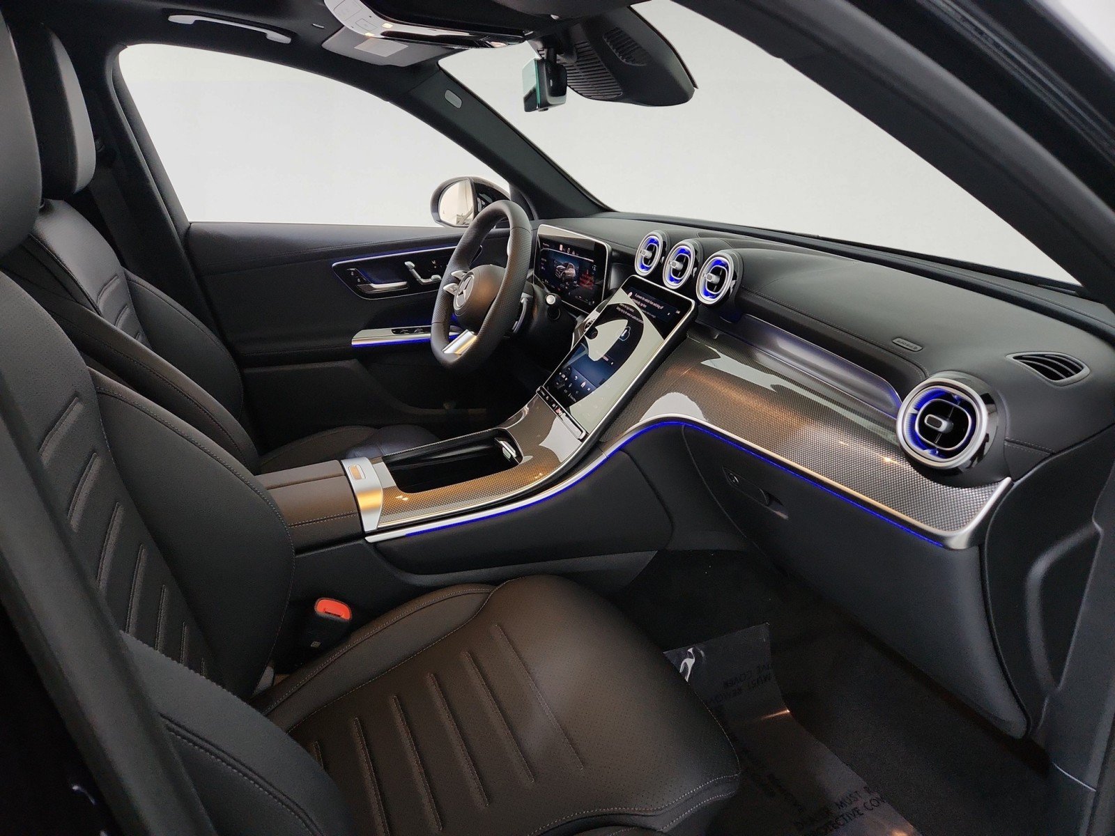 Certified 2026 Mercedes-Benz GLC 300 image 19