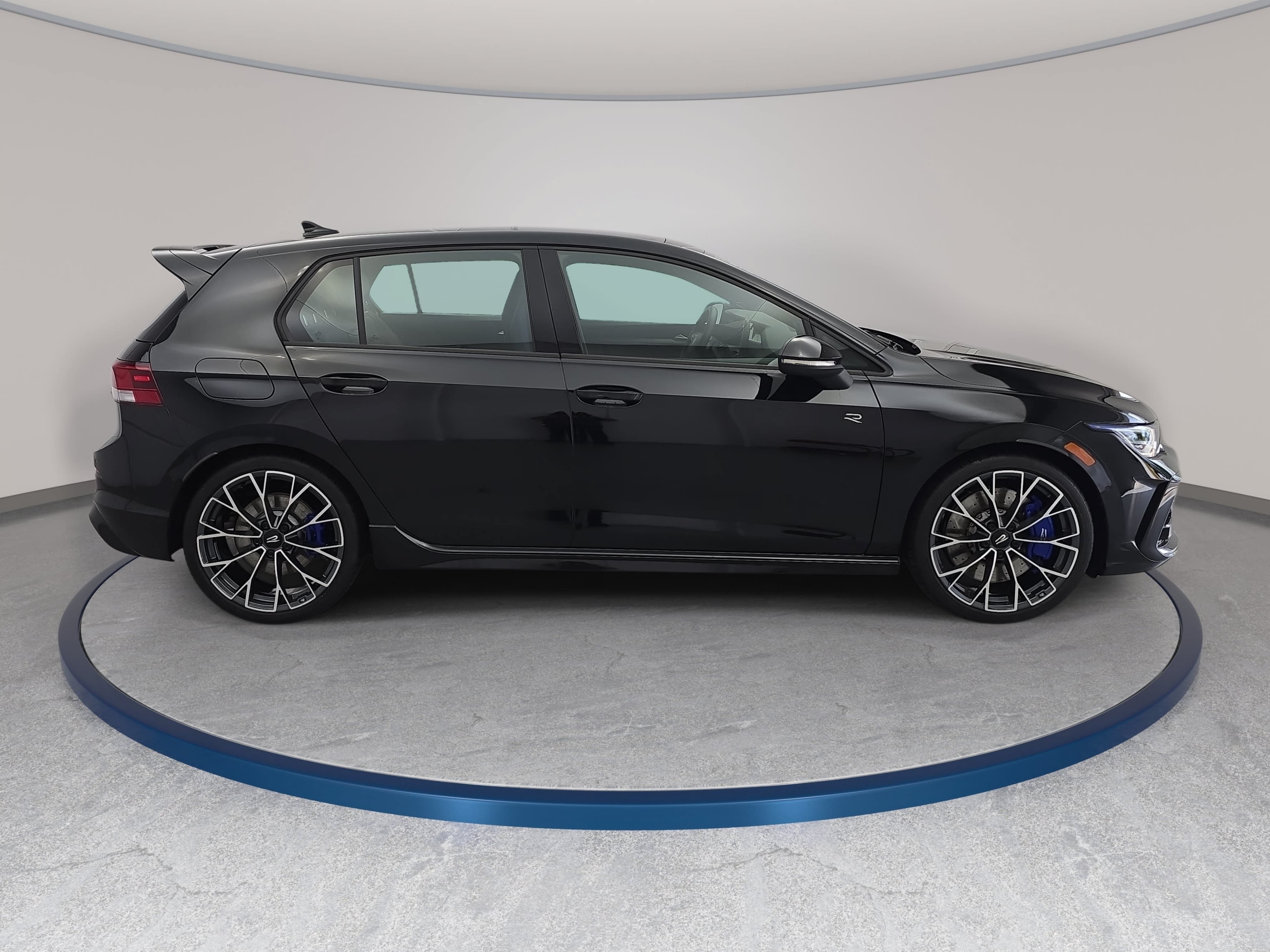Used 2026 Volkswagen Golf AWD/4WD image 4