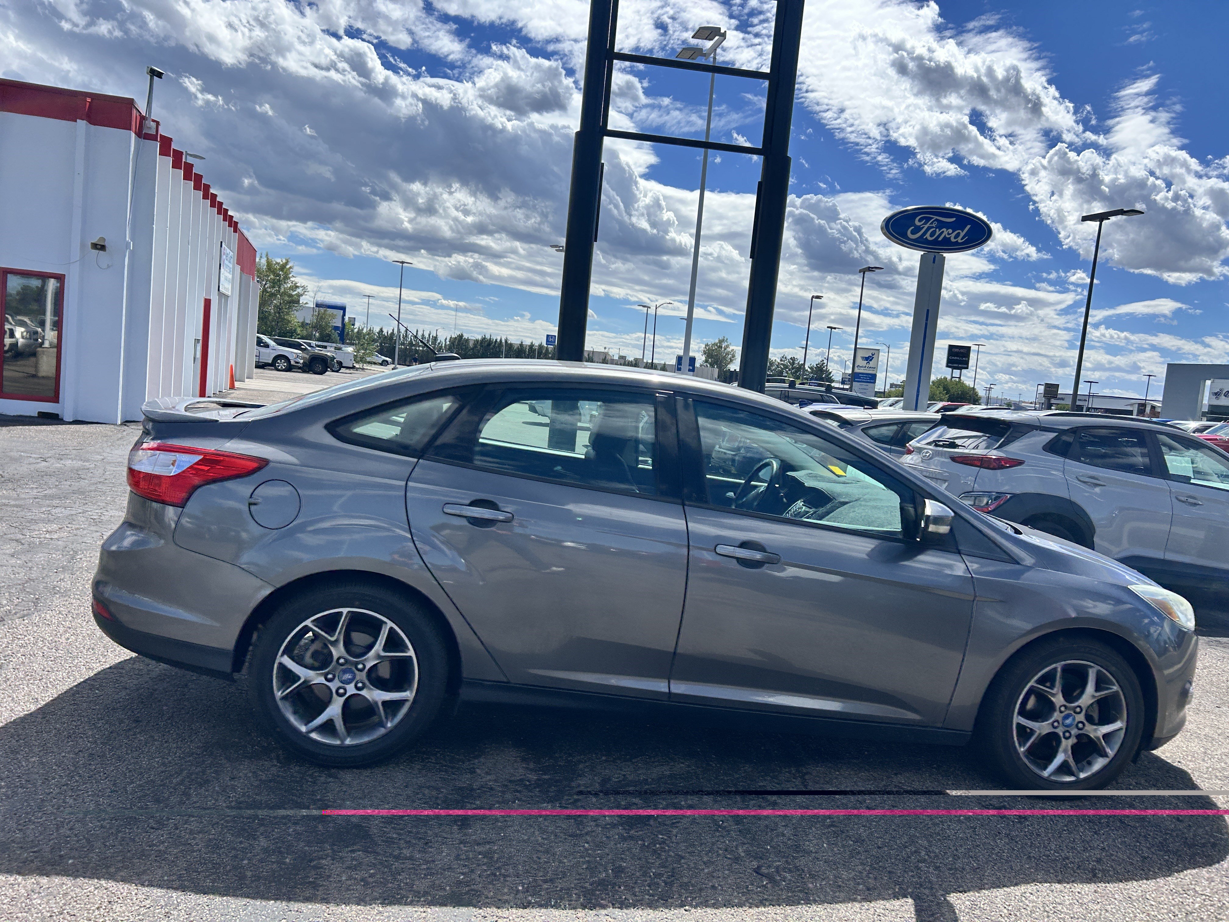 Used 2013 Ford Focus SE FWD image 6