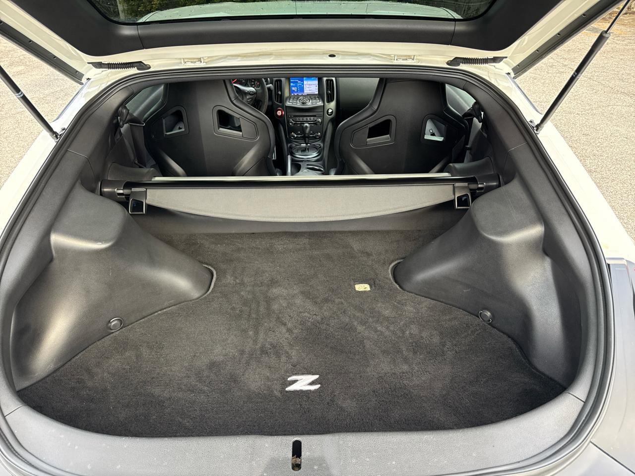 Used 2017 Nissan 370Z NISMO image 48