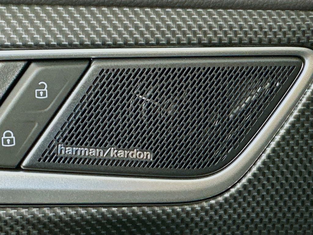 Used 2025 Volkswagen Atlas Cross Sport SEL Premium R-Line image 19