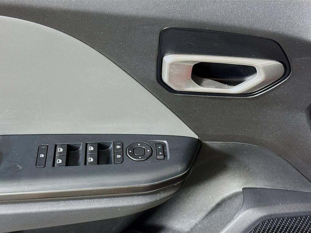 Certified 2025 Kia K4 FWD image 22