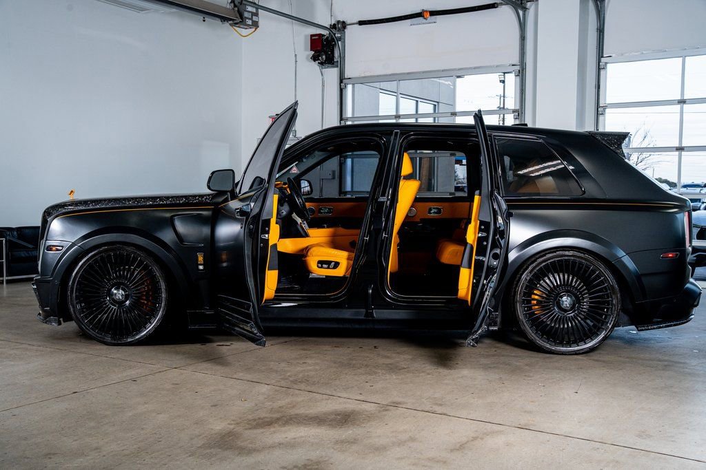 Used 2023 Rolls-Royce Cullinan image 8