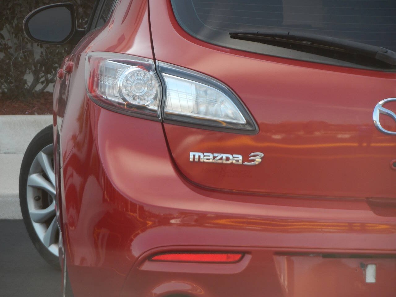 Used 2011 MAZDA MAZDA3 s Grand Touring w/ Tech Pkg FWD image 16