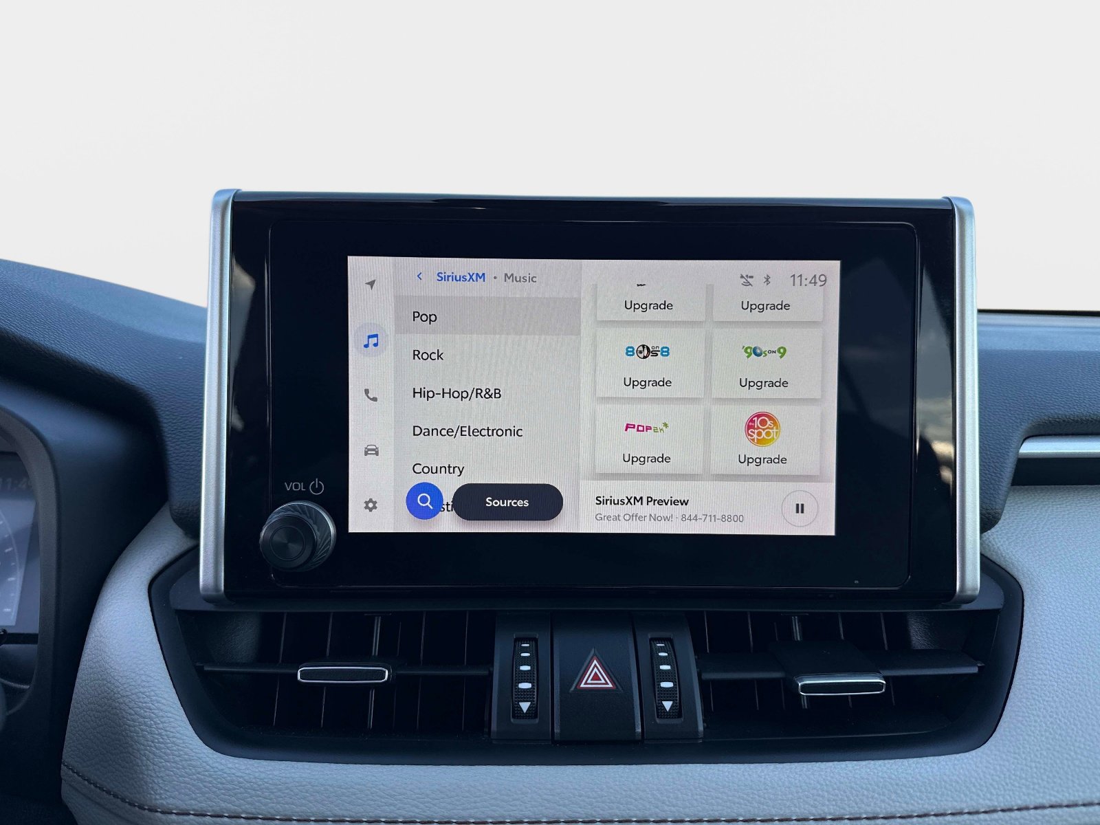 Used 2024 Toyota RAV4 XLE Premium image 24