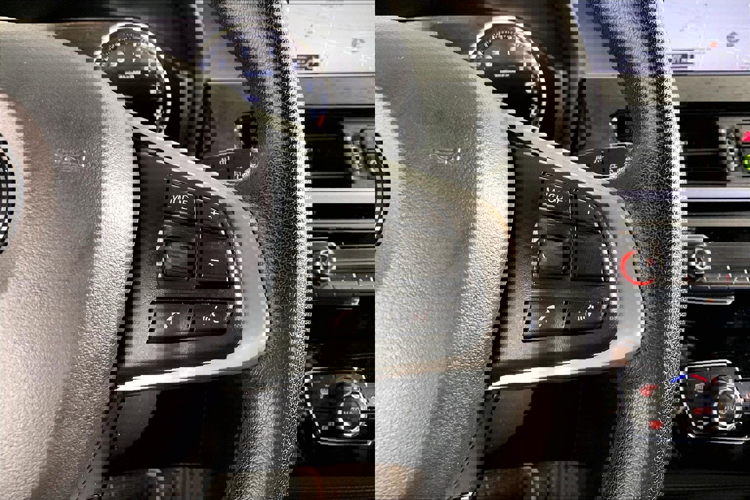 Used 2021 BMW X1 xDrive28i w/ Premium Package image 19