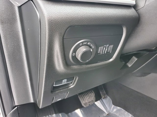 Certified 2023 Jeep Grand Cherokee L Altitude image 12