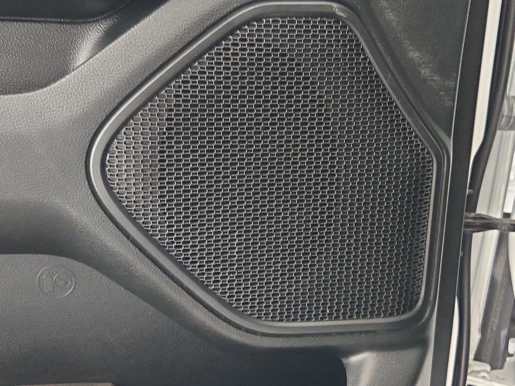 Used 2023 RAM 1500 Laramie AWD/4WD image 30