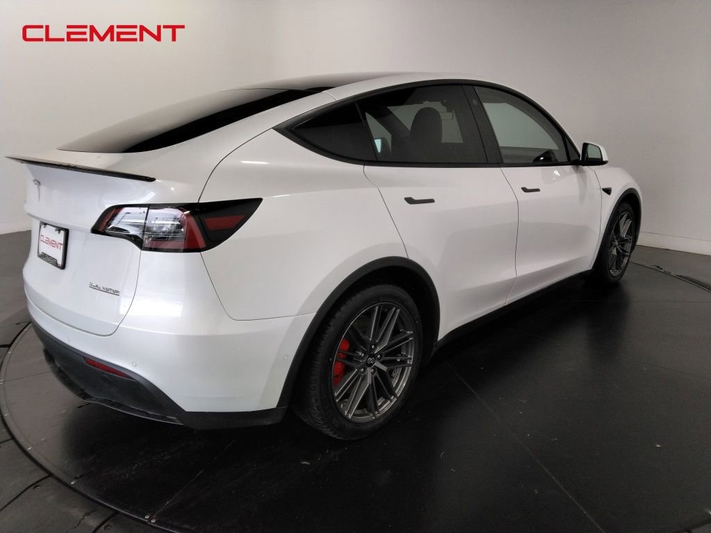 Used 2022 Tesla Model Y Performance image 5
