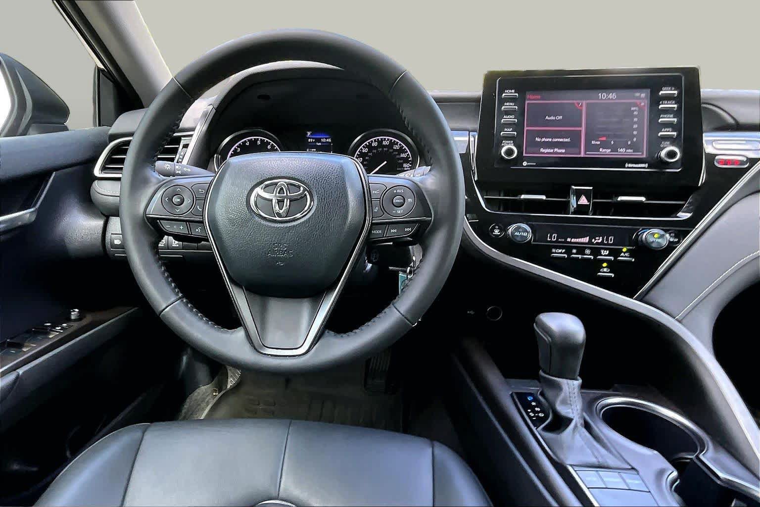 Used 2024 Toyota Camry SE FWD image 6