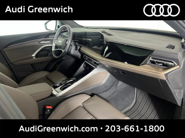 Used 2025 Audi Q5 Premium w/ Premium Plus AWD/4WD image 12