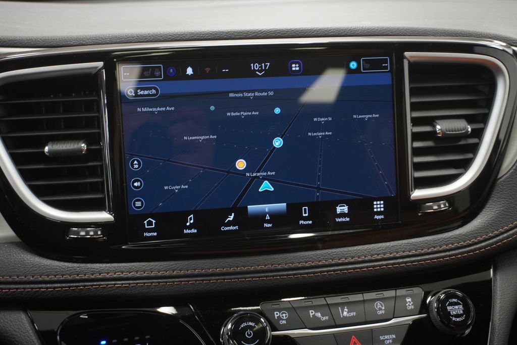 Used 2024 Chrysler Pacifica Pinnacle image 33