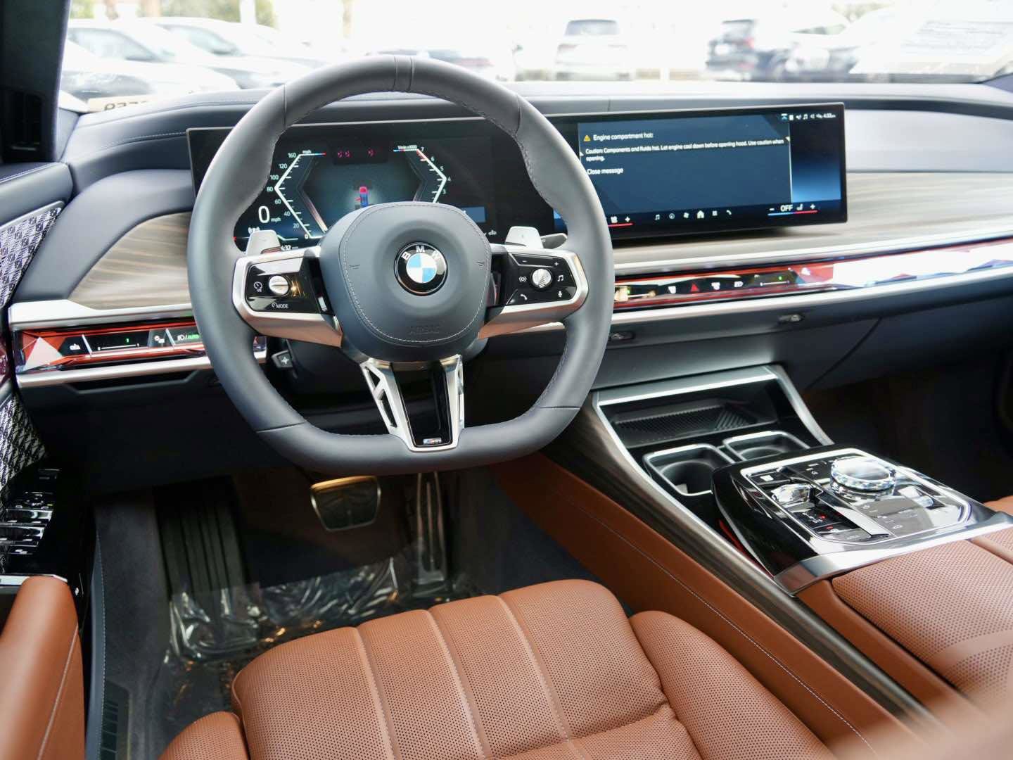 Used 2025 BMW 760i xDrive w/ Executive Package image 7
