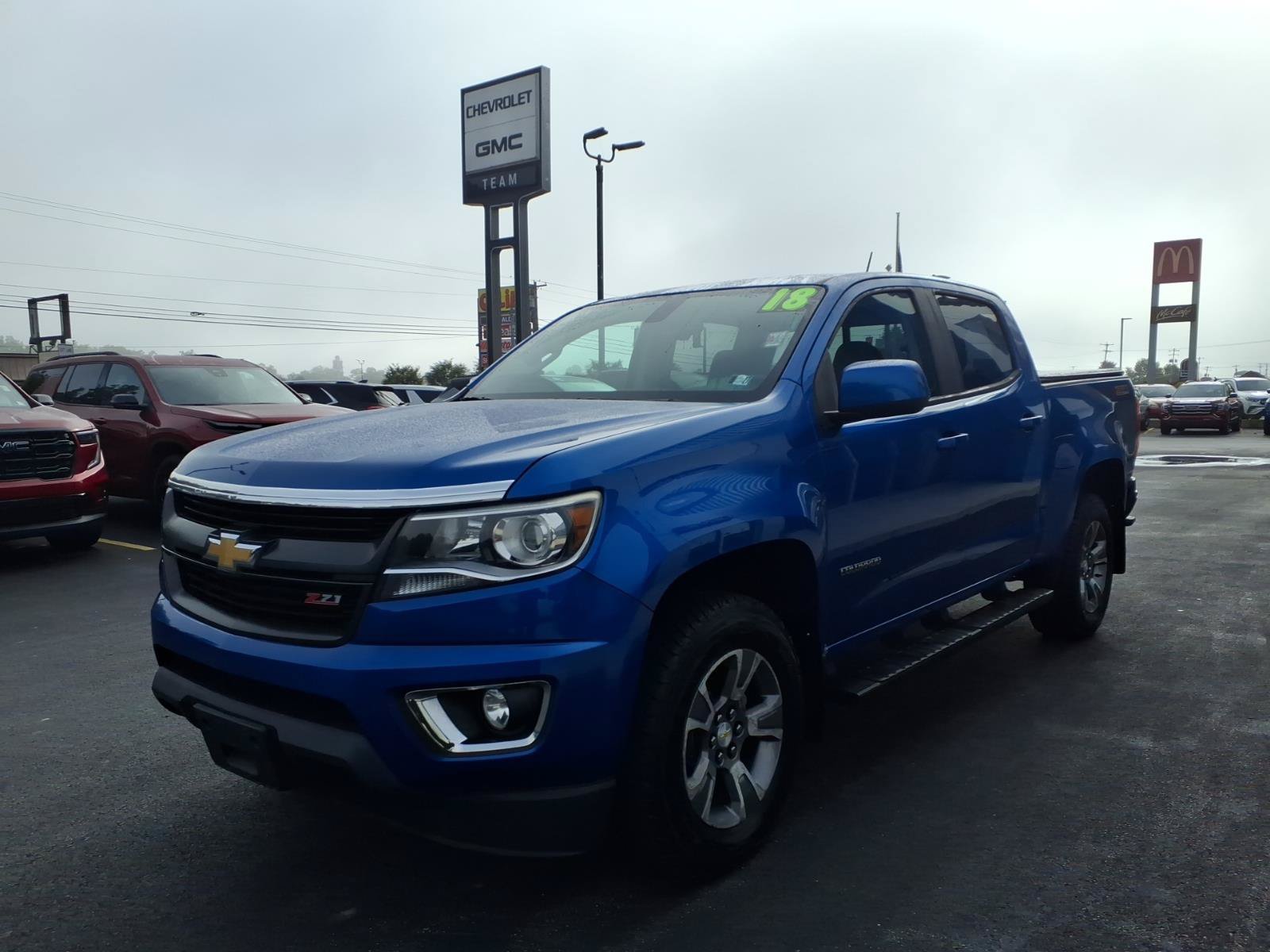 Used 2018 Chevrolet Colorado Z71 AWD/4WD image 3
