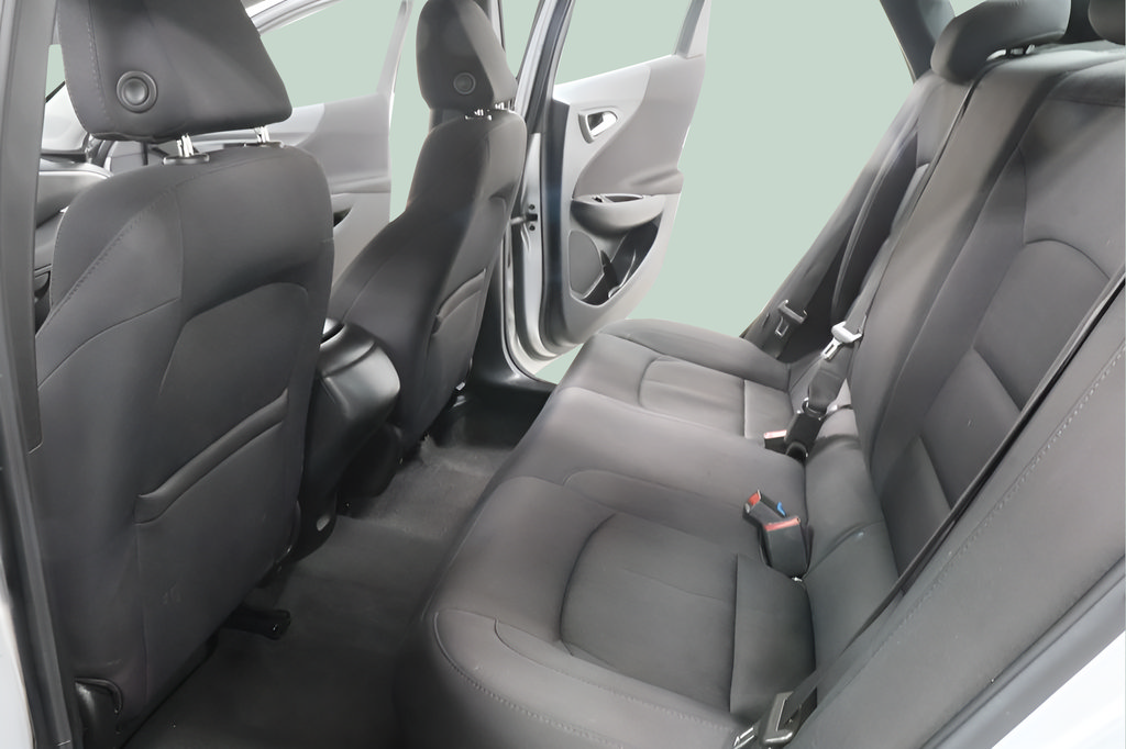 Used 2021 Chevrolet Malibu LS FWD image 25