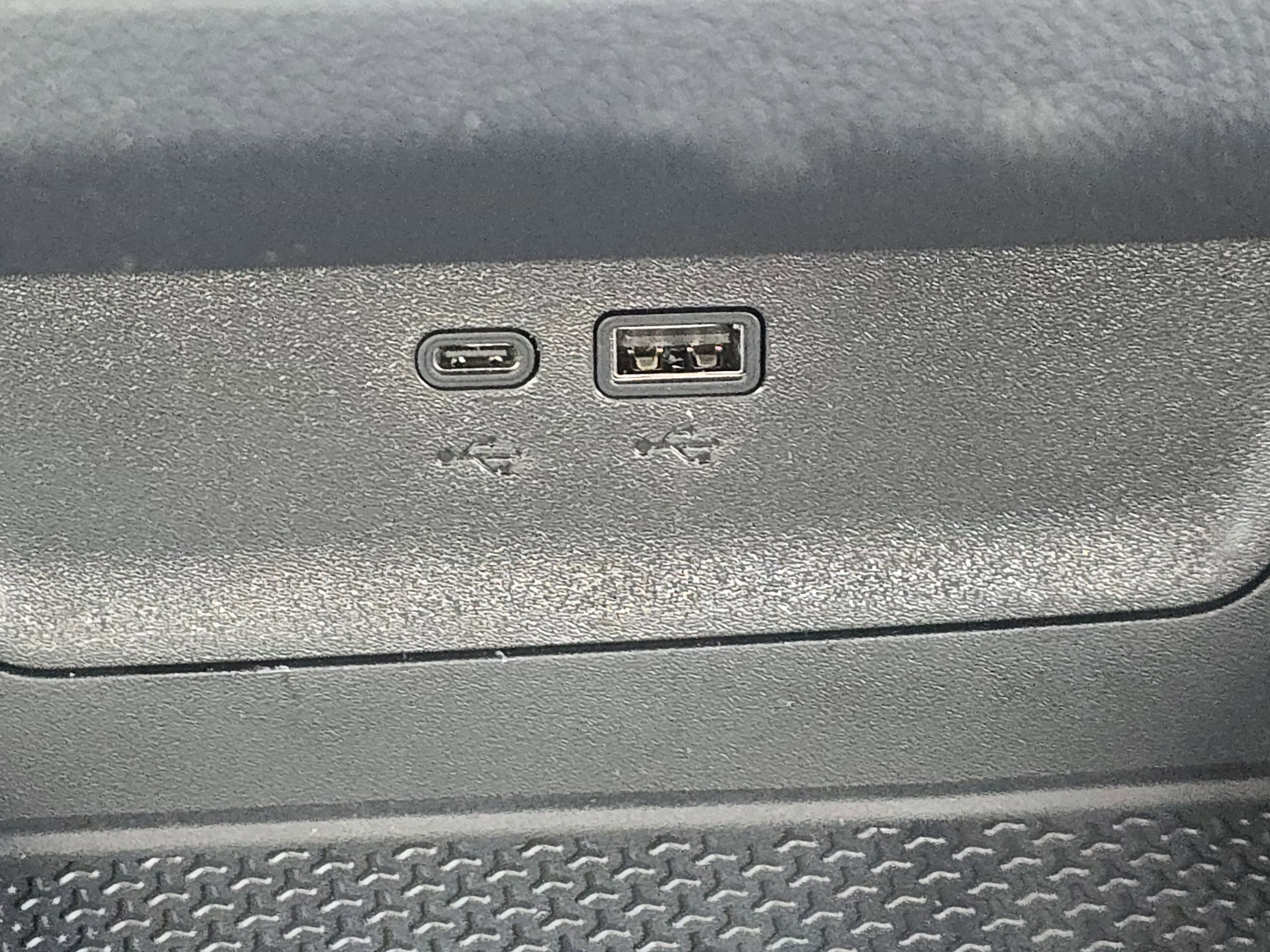 New 2026 Chevrolet Equinox RS w/ Safety and Technology Package image 23