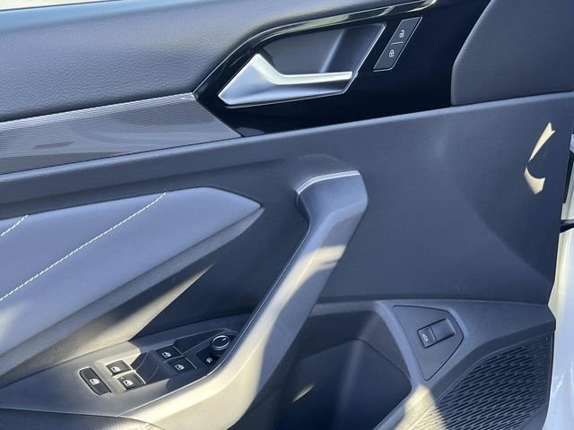 New 2026 Volkswagen Jetta SEL FWD image 10