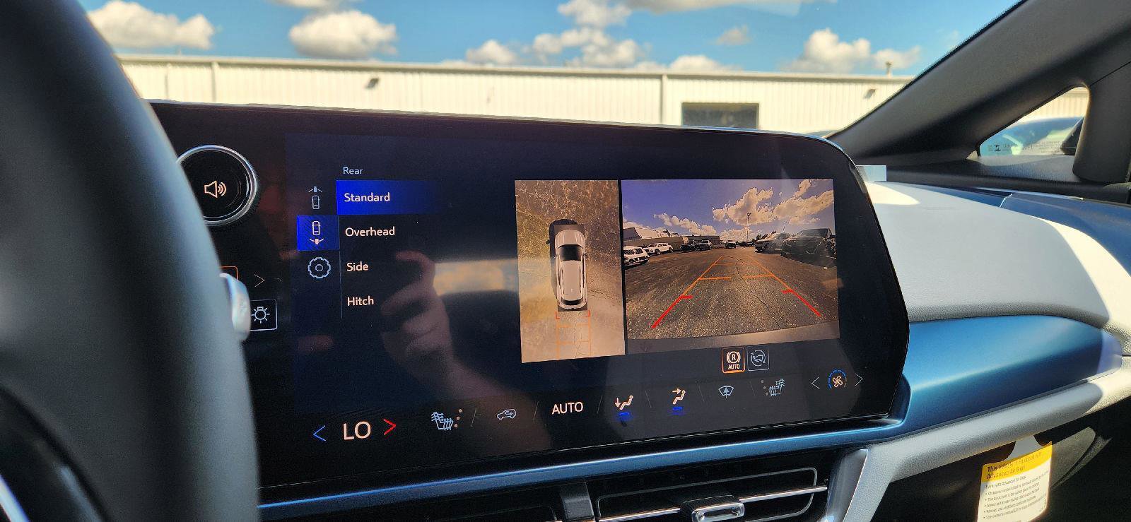 New 2026 Chevrolet Equinox EV LT image 20