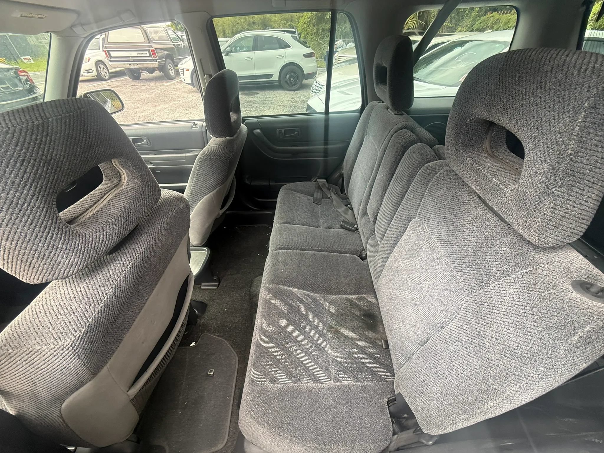 Used 1999 Honda CR-V LX image 9