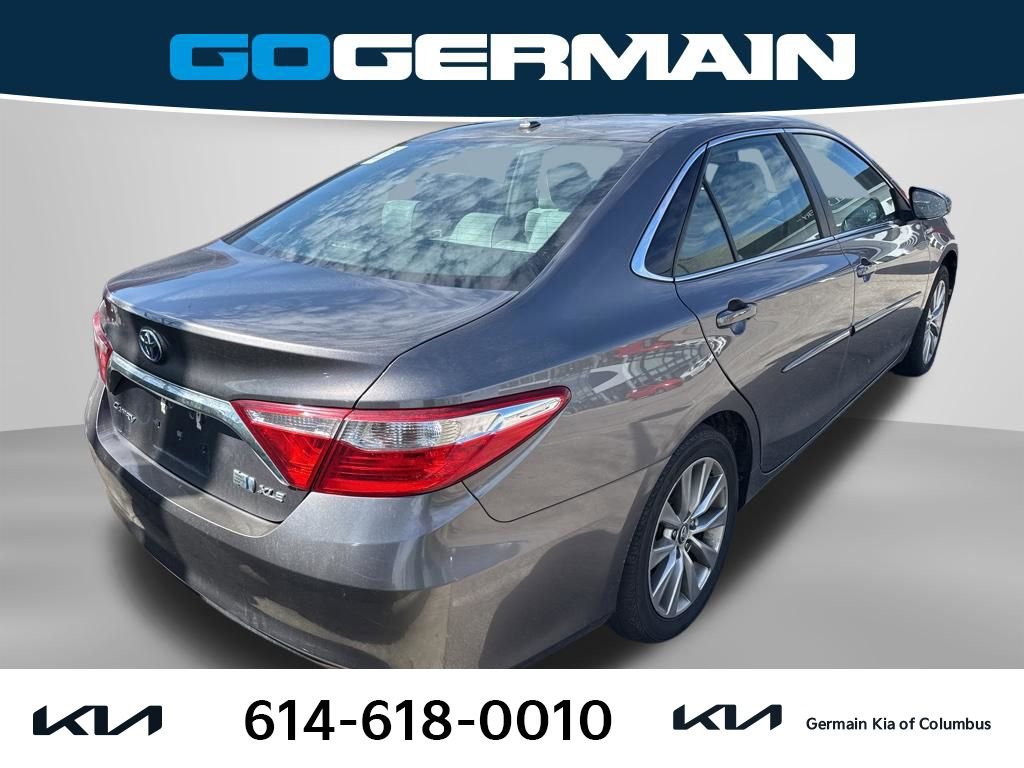 Used 2017 Toyota Camry XLE image 5