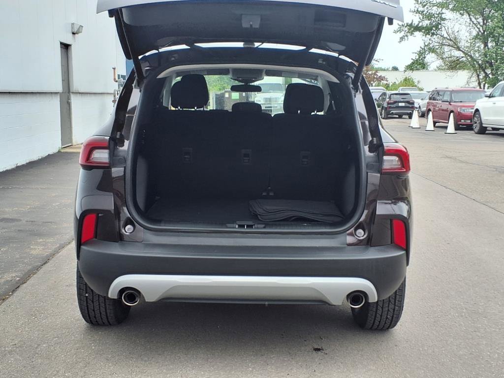 Certified 2023 Ford Escape Active image 7