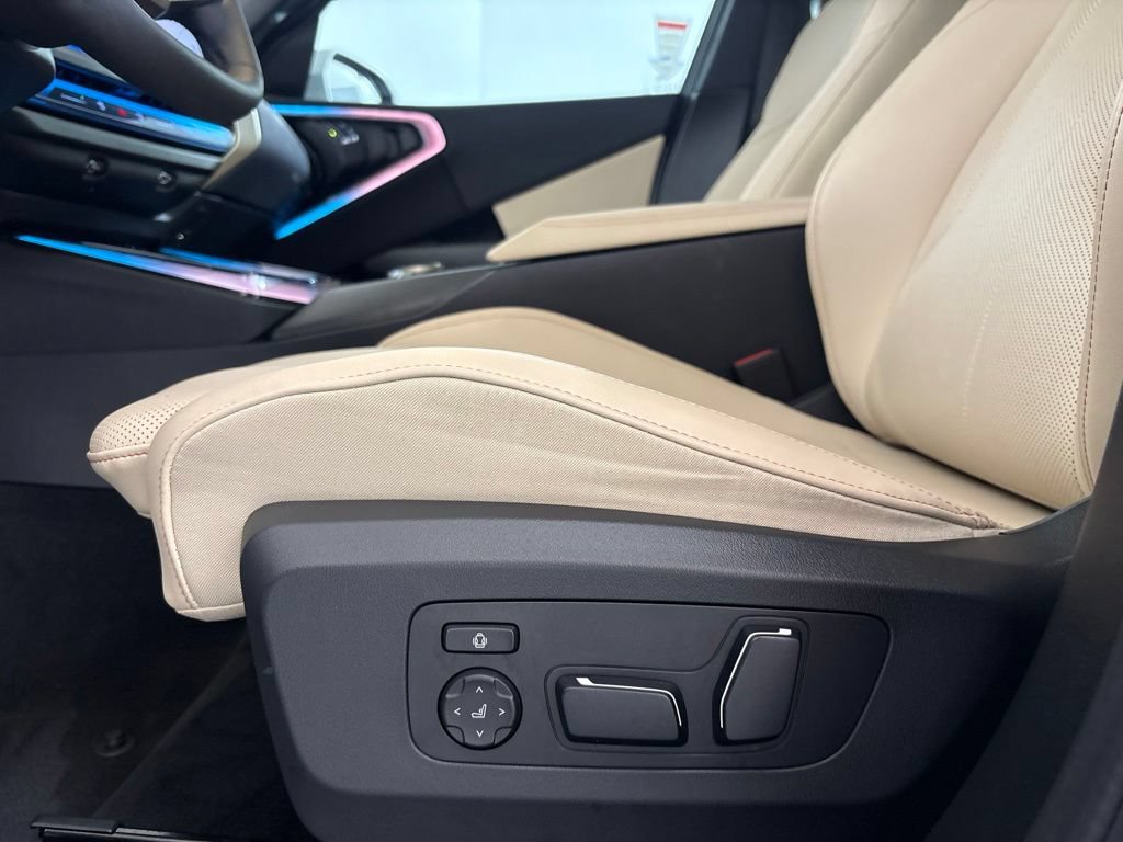 Certified 2025 BMW X3 xDrive30i w/ Convenience Package AWD/4WD image 26