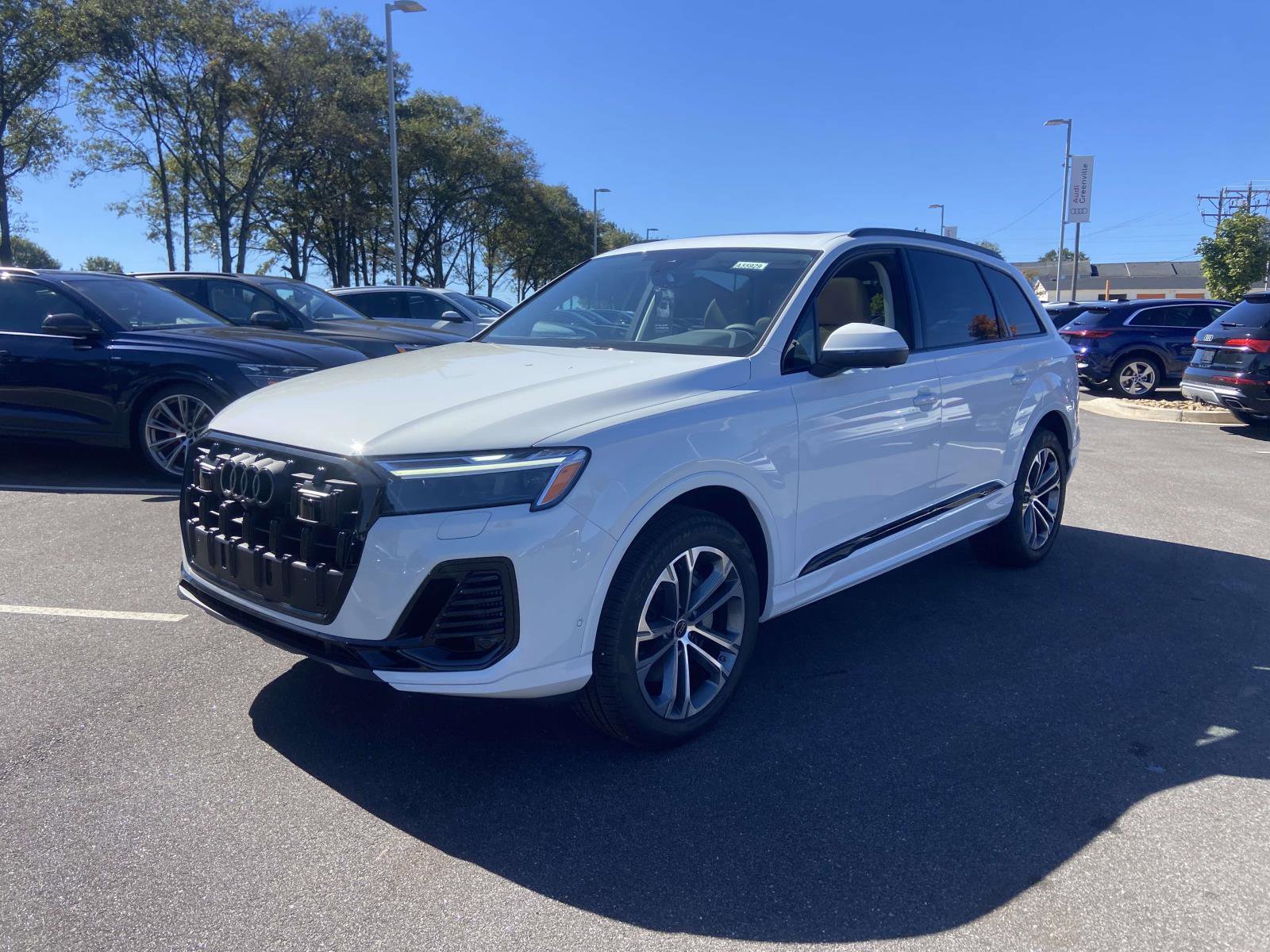 New 2026 Audi Q7 3.0T Premium image 3