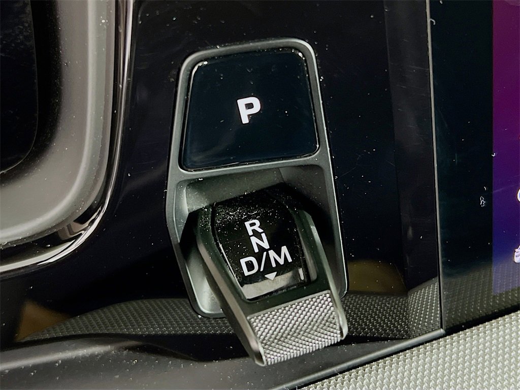 Used 2024 Porsche Cayenne image 18