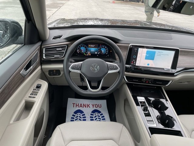 New 2025 Volkswagen Atlas SEL image 21