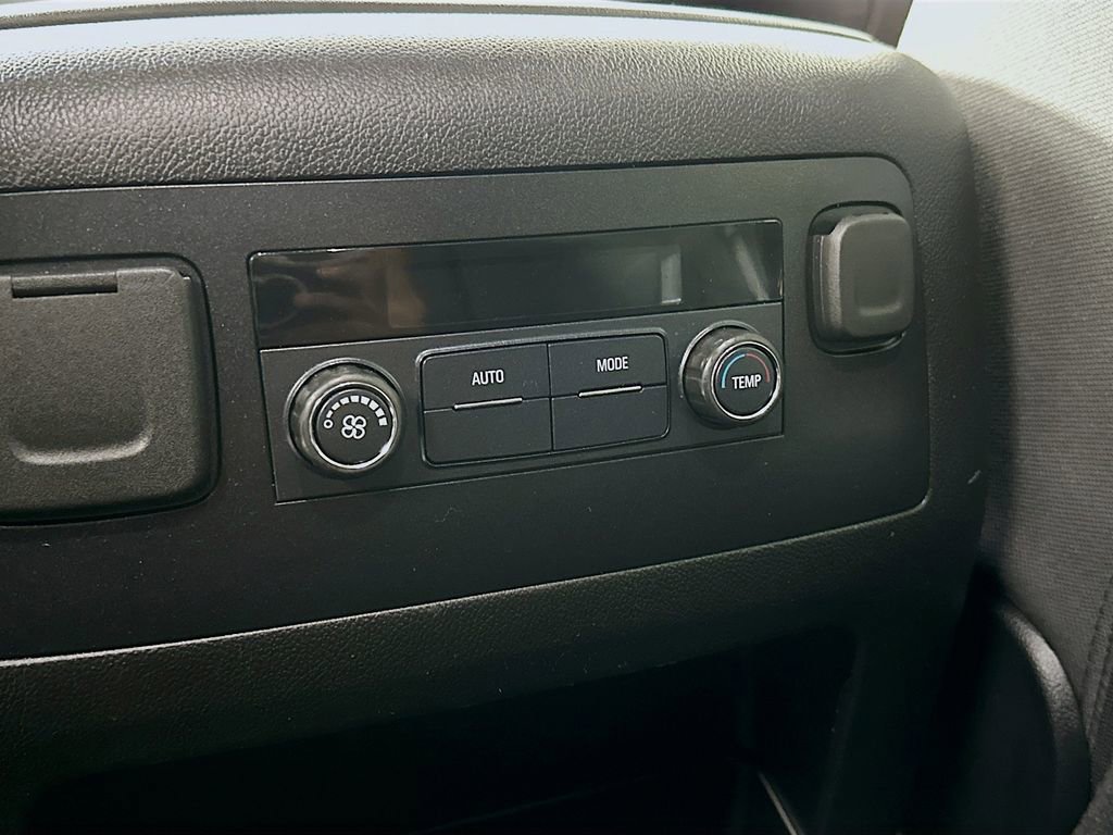 Used 2020 GMC Yukon SLE w/ Convenience Package image 31