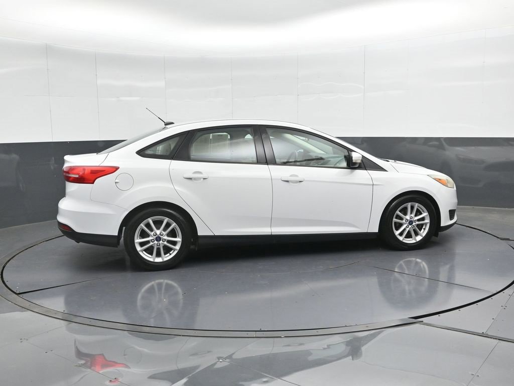 Used 2015 Ford Focus SE image 3