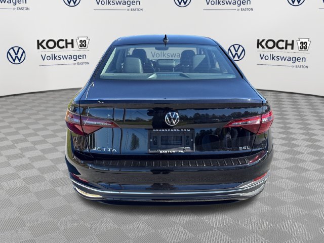 Used 2023 Volkswagen Jetta SEL FWD image 7