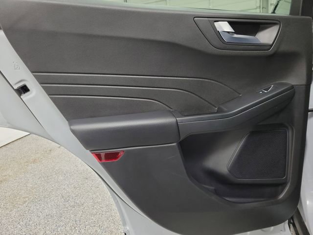 Used 2025 Ford Escape Platinum AWD/4WD image 10