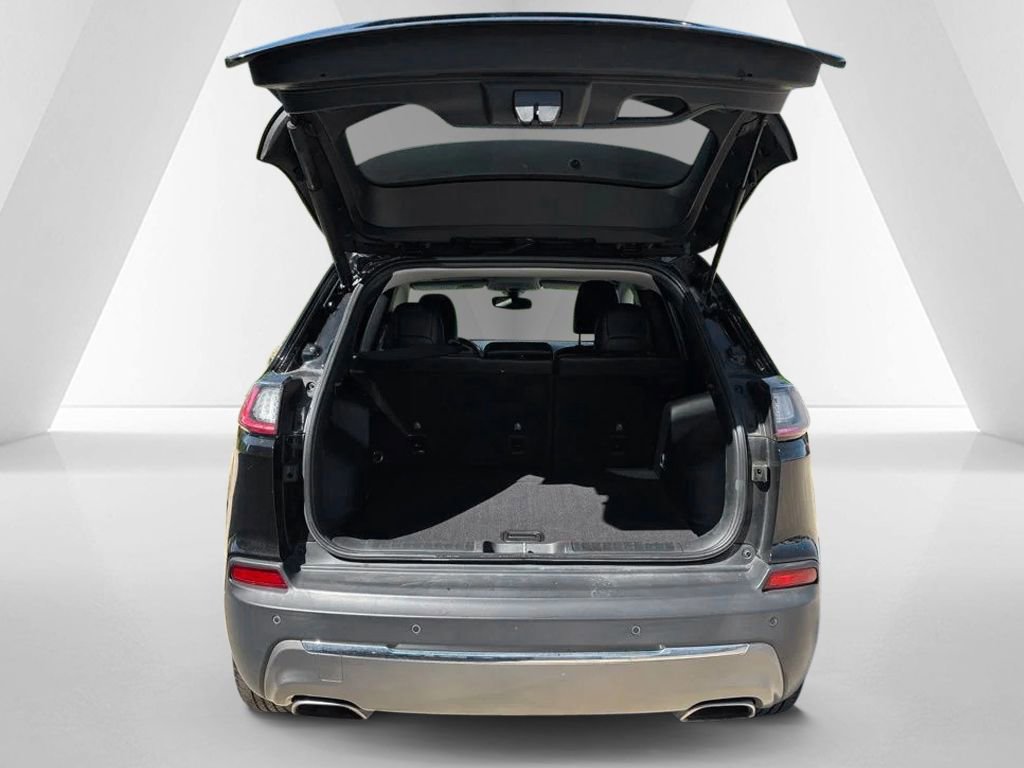 Used 2019 Jeep Cherokee Limited AWD/4WD image 35