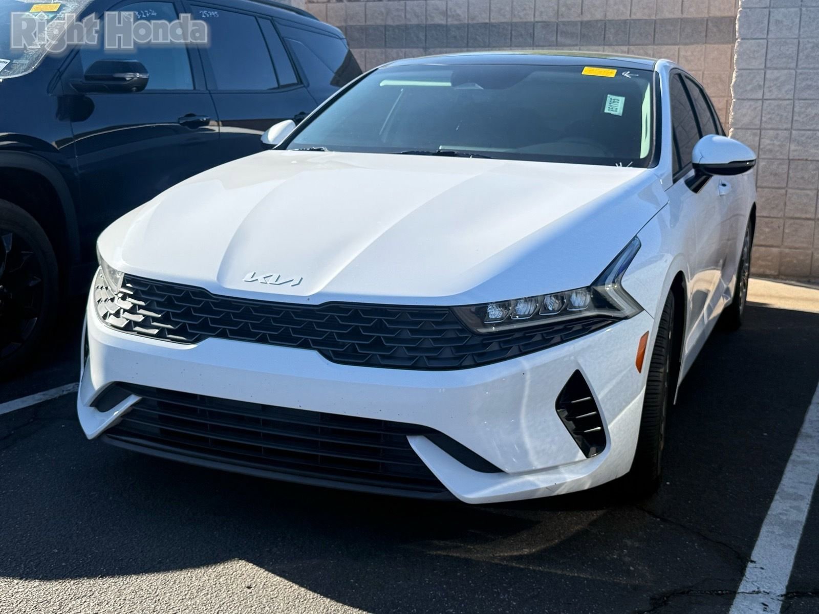 Used 2022 Kia K5 EX image 2