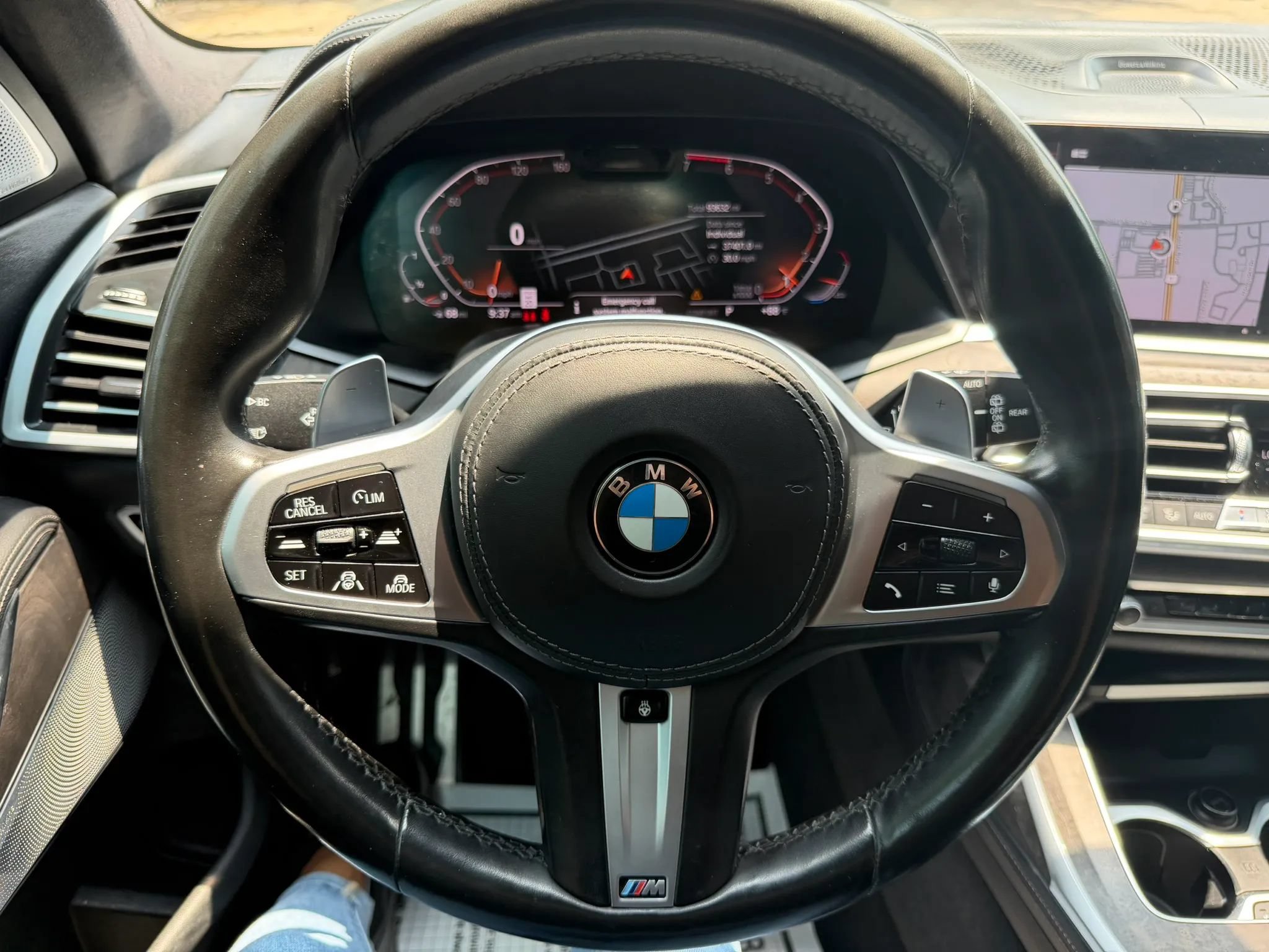 Used 2019 BMW X7 xDrive50i w/ Dynamic Handling Package AWD/4WD image 31