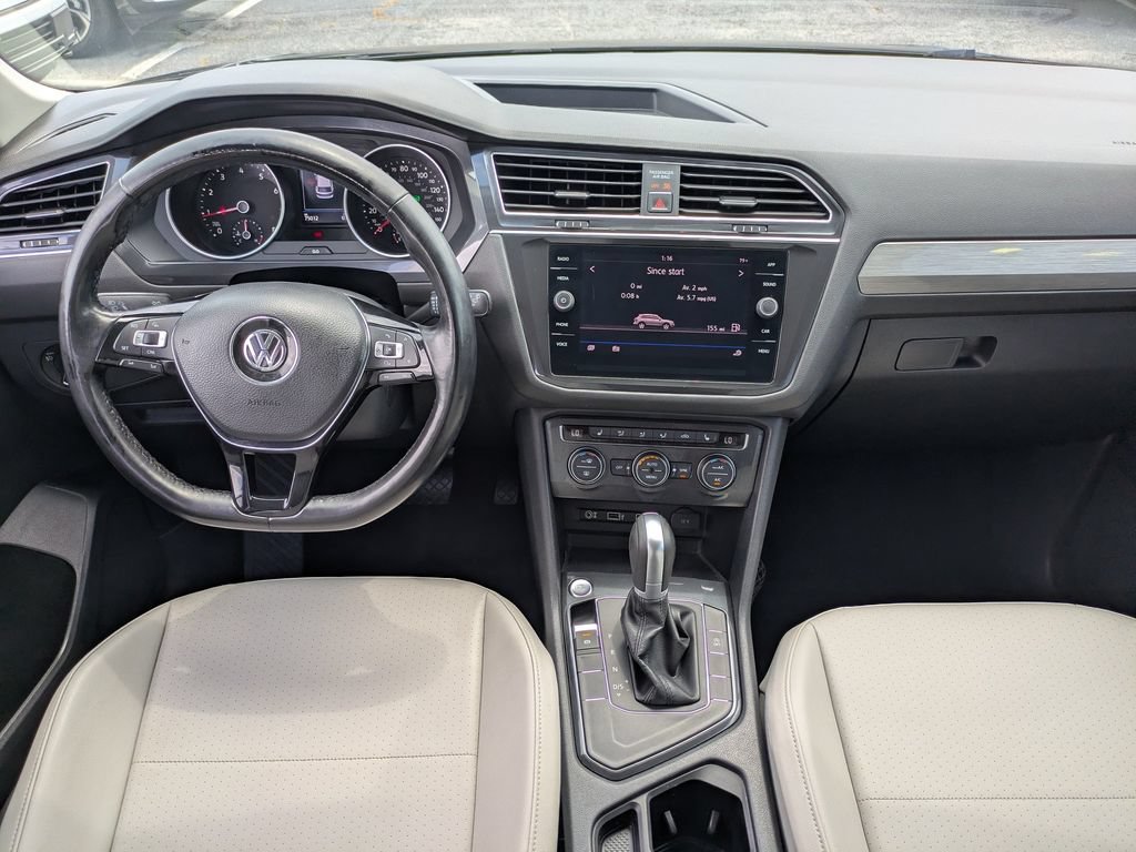 Used 2018 Volkswagen Tiguan SE FWD image 18