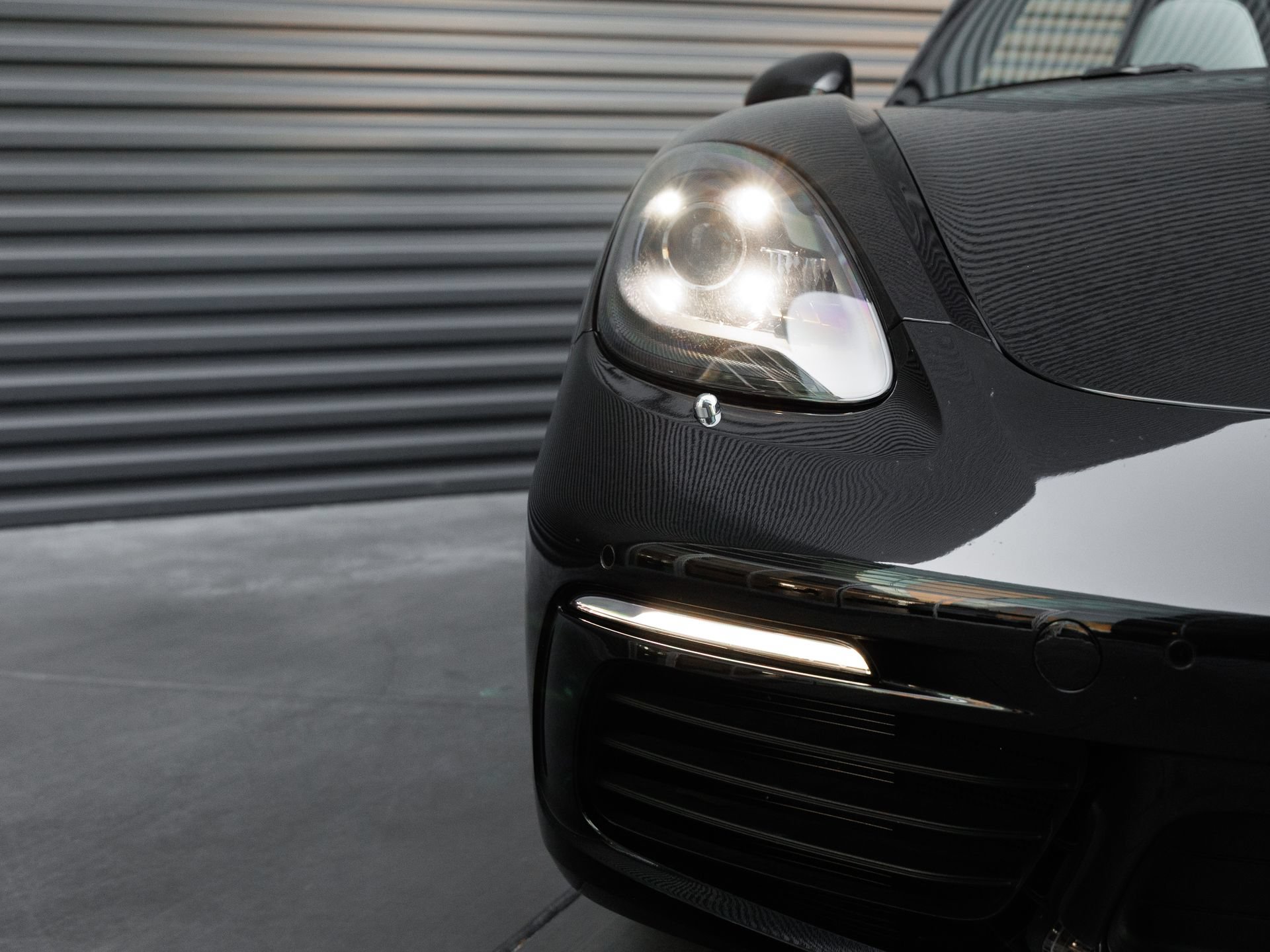 Certified 2025 Porsche 718 Boxster S RWD image 38