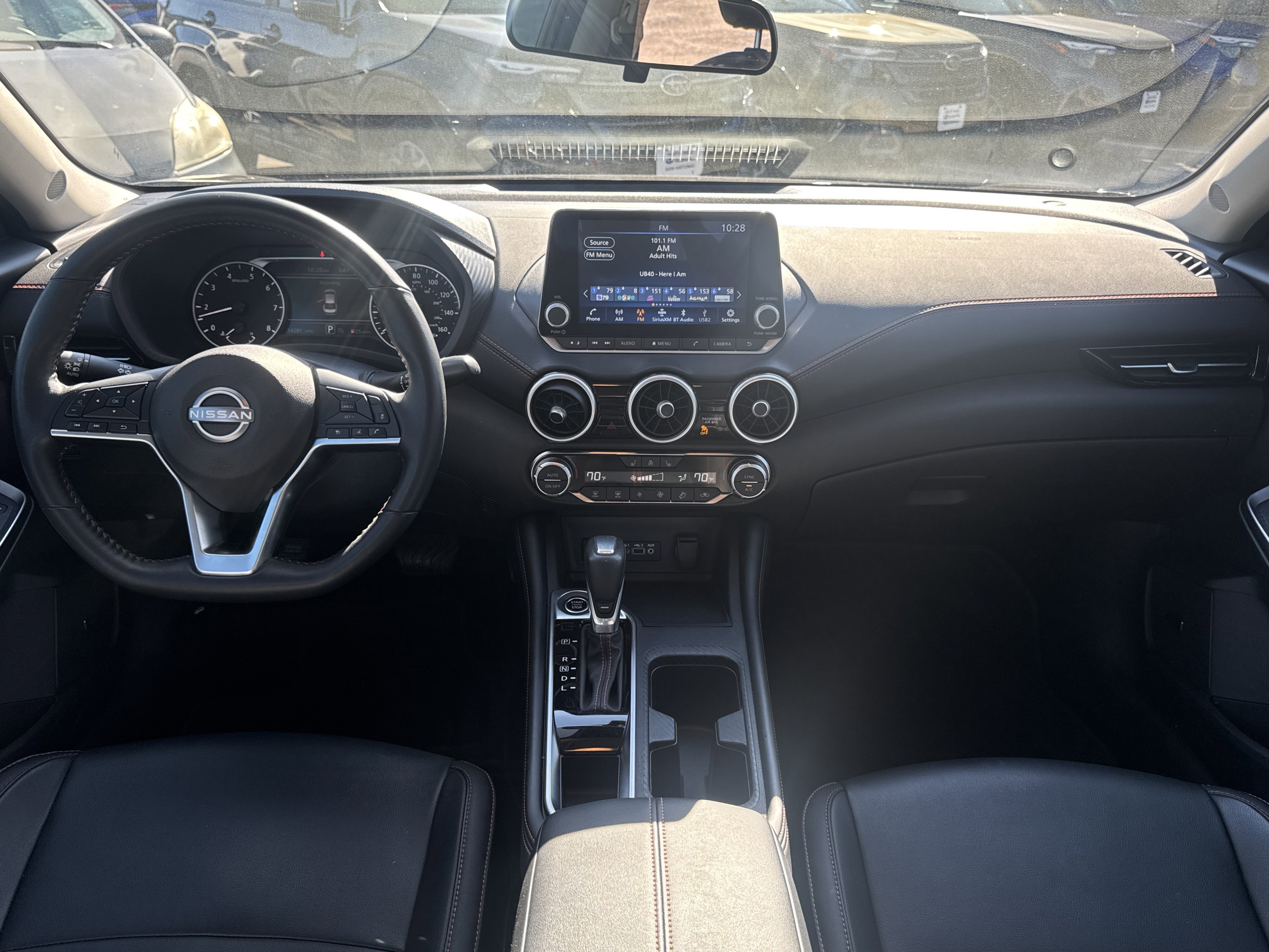 Used 2024 Nissan Sentra SR w/ SR Premium Package image 10