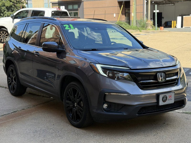 Used 2021 Honda Pilot Special Edition image 3