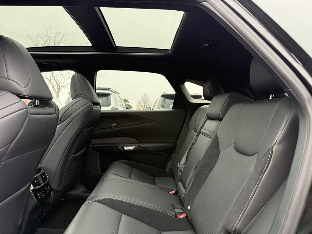 Used 2024 Lexus RX 500h F Sport w/ Convenience Package AWD/4WD image 14