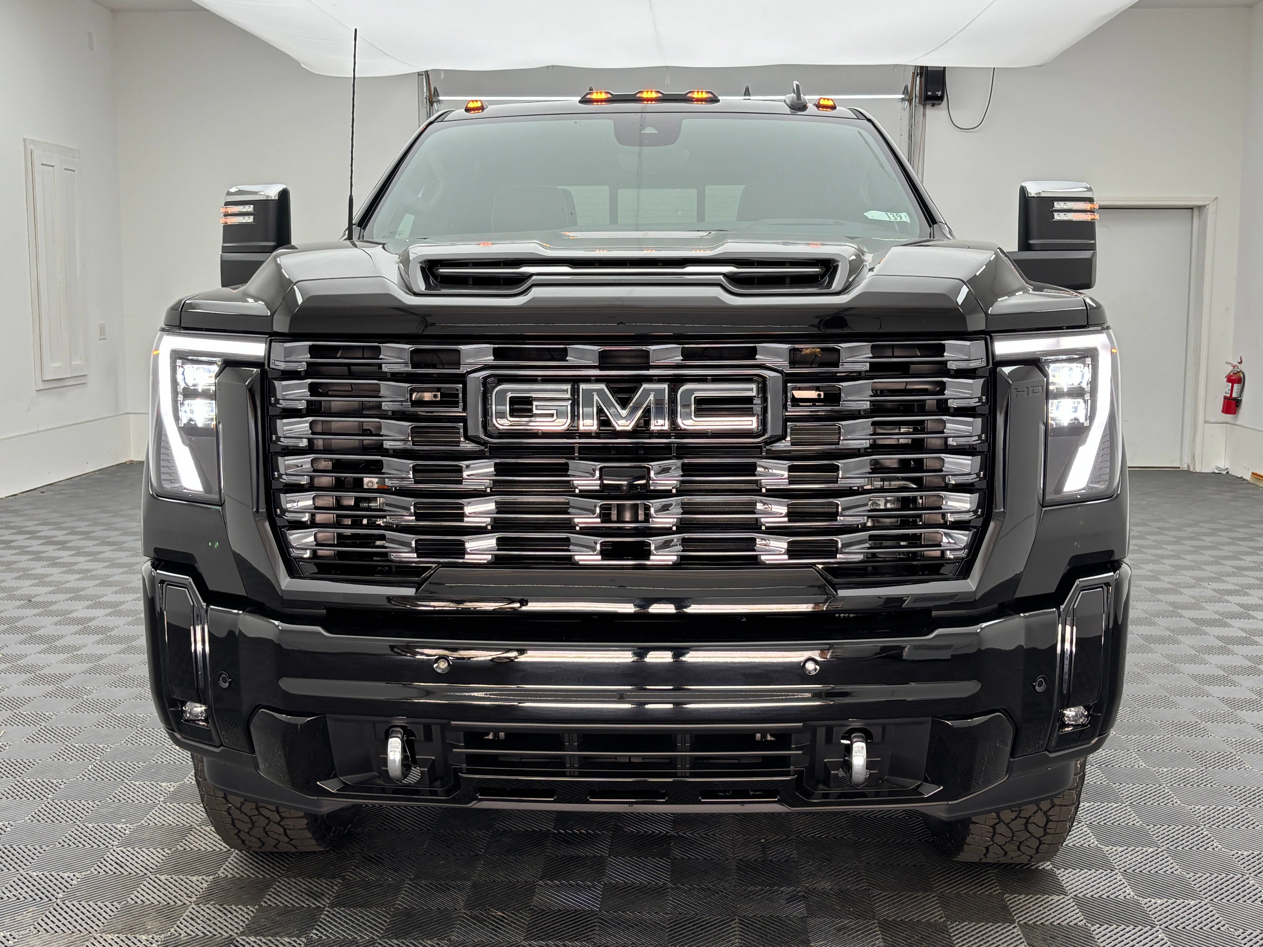 New 2026 GMC Sierra 2500 Denali Ultimate AWD/4WD image 17