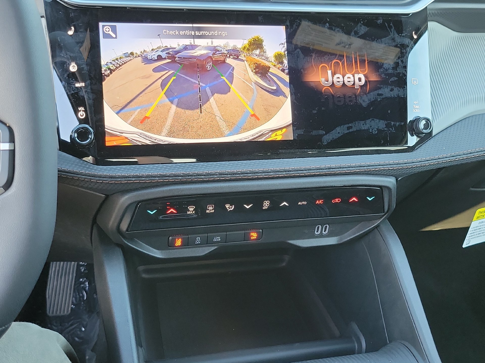 New 2026 Jeep Cherokee Limited AWD/4WD image 8