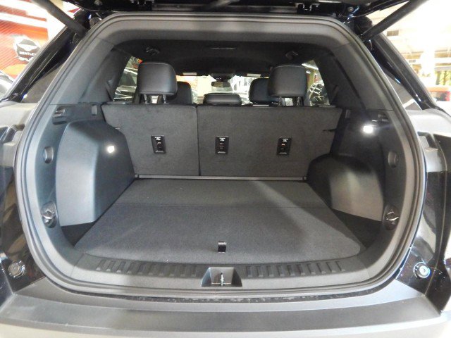 Used 2026 Chevrolet Equinox LT w/ Convenience Package II image 7