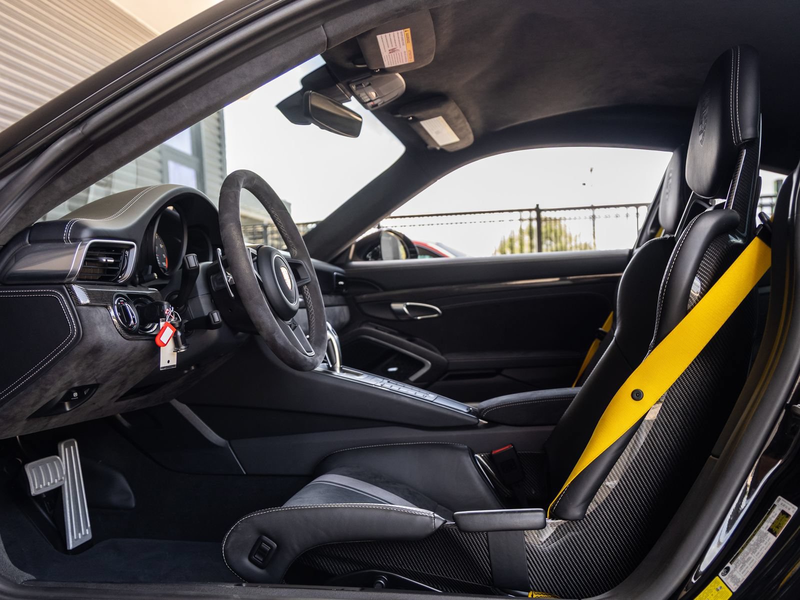 Certified 2018 Porsche 911 GT3 RWD image 30