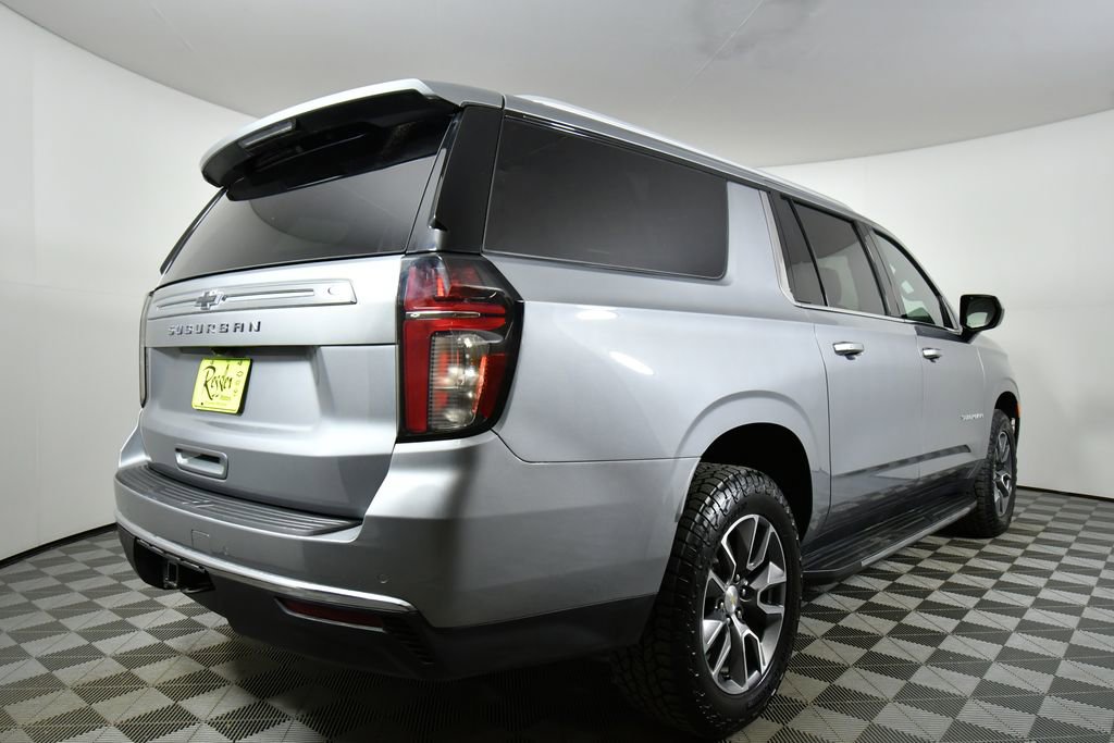 Used 2023 Chevrolet Suburban LS AWD/4WD image 11